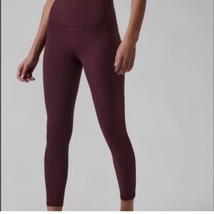 Athleta Salutation Stash Pocket II 7/8 Tight Xsmall